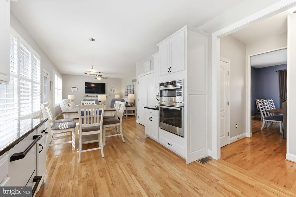 Image 19 of property listing at 1033 AVALON CT, Stevensville, MD 21666