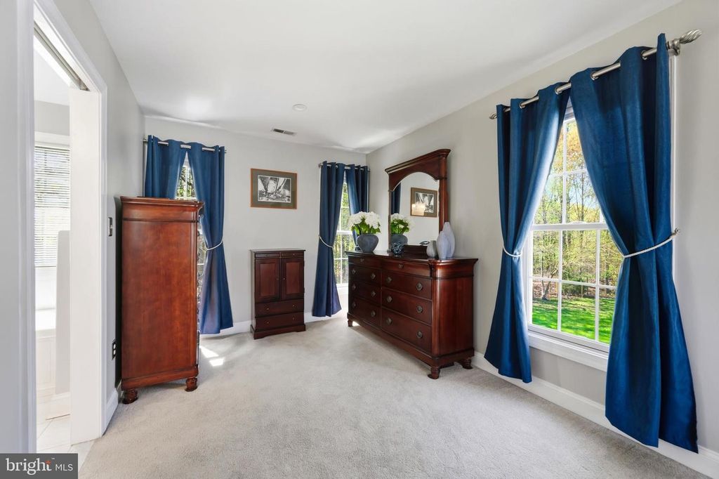 Image 29 of property listing at 1033 AVALON CT, Stevensville, MD 21666