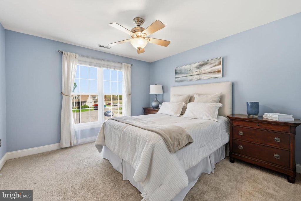 Image 33 of property listing at 1033 AVALON CT, Stevensville, MD 21666