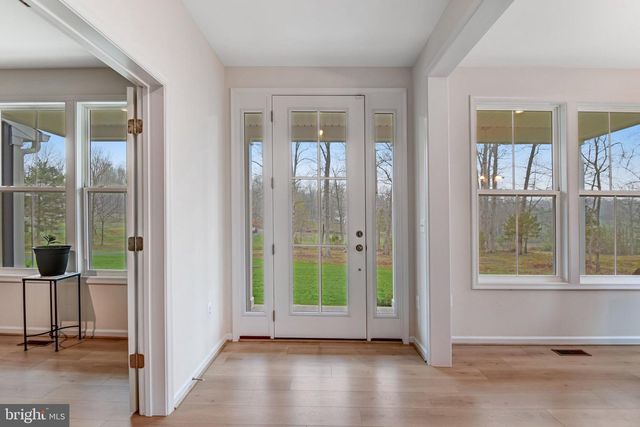 11125 PINE VIEW ESTATES CT, Nokesville, VA 20181