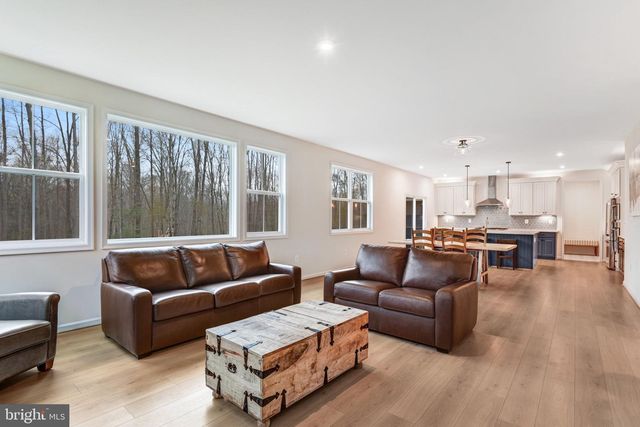 11125 PINE VIEW ESTATES CT, Nokesville, VA 20181