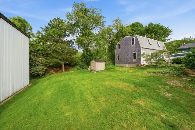 15 Kardway Street, South Kingstown, RI 02879