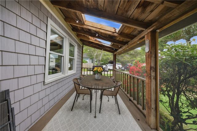 15 Kardway Street, South Kingstown, RI 02879