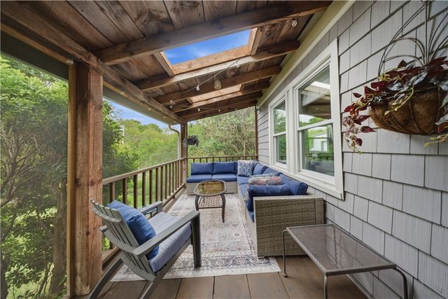 15 Kardway Street, South Kingstown, RI 02879