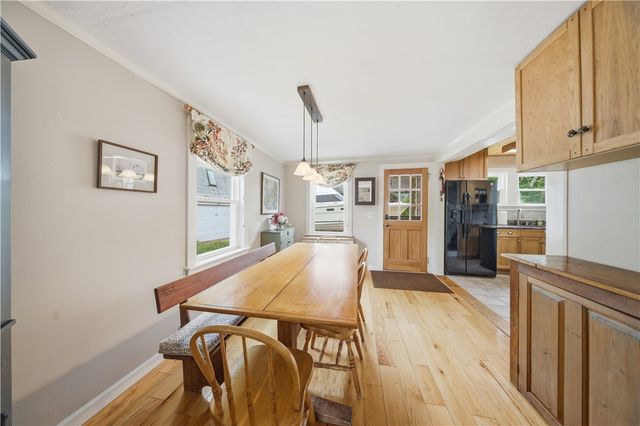 15 Kardway Street, South Kingstown, RI 02879