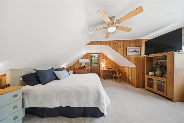 15 Kardway Street, South Kingstown, RI 02879