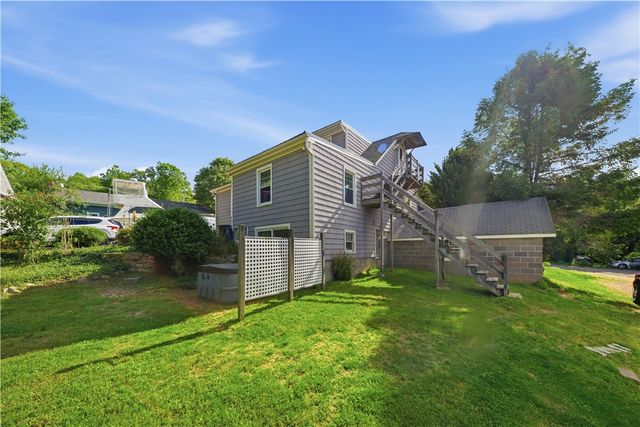 15 Kardway Street, South Kingstown, RI 02879