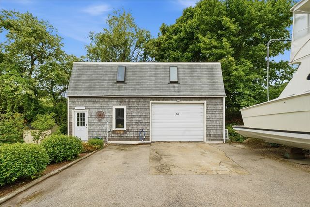 15 Kardway Street, South Kingstown, RI 02879