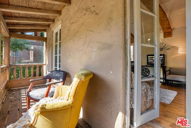 452 Smithwood Drive, Beverly Hills, CA 90212