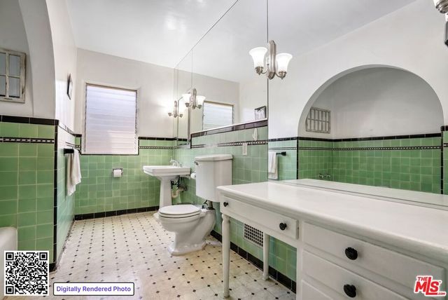 452 Smithwood Drive, Beverly Hills, CA 90212