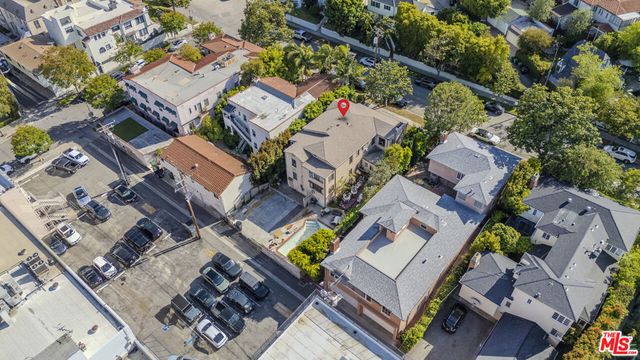 452 Smithwood Drive, Beverly Hills, CA 90212