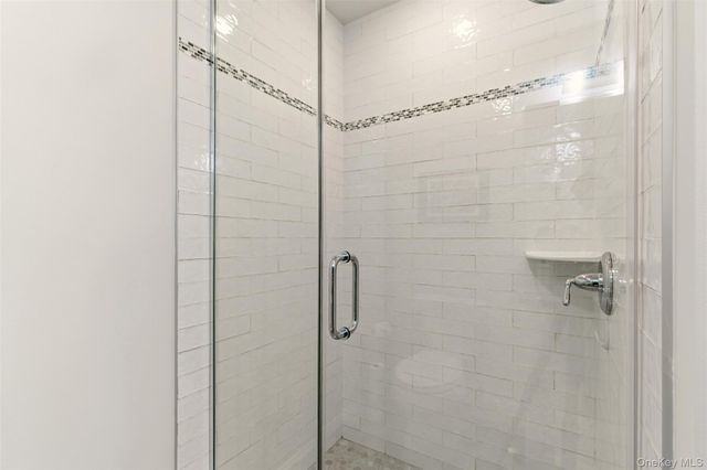 28 Steven Circle, Dix Hills, NY 11746