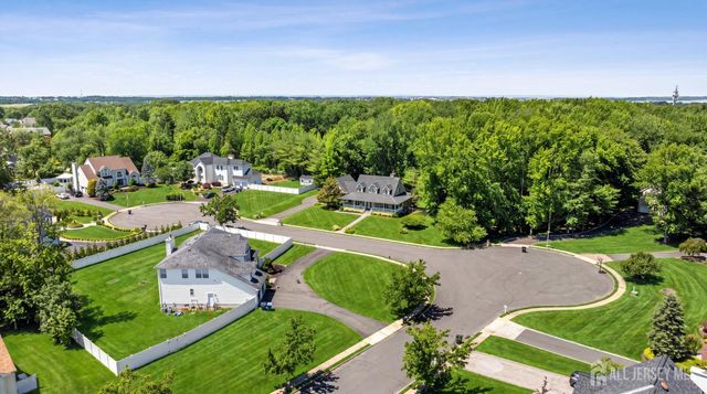 24 Kerr Lane, Old Bridge, NJ 07747