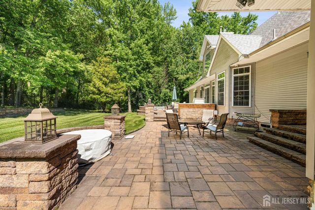 24 Kerr Lane, Old Bridge, NJ 07747
