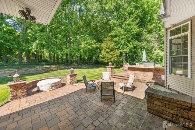 24 Kerr Lane, Old Bridge, NJ 07747