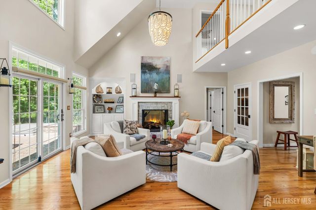 24 Kerr Lane, Old Bridge, NJ 07747