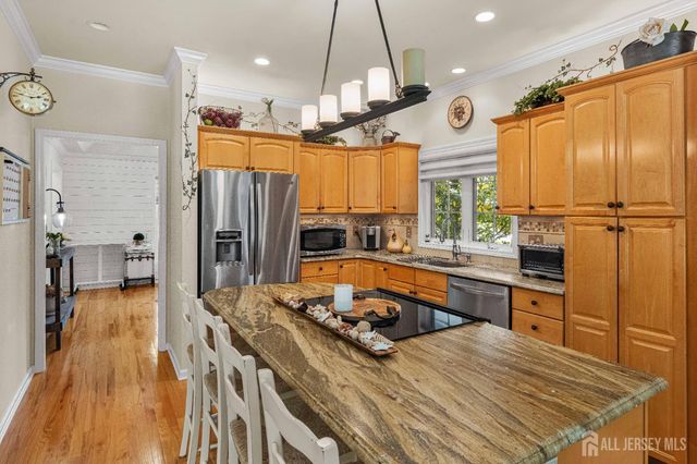 24 Kerr Lane, Old Bridge, NJ 07747