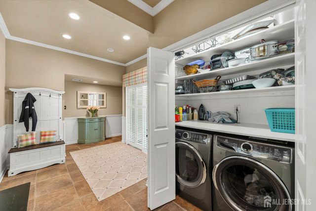 24 Kerr Lane, Old Bridge, NJ 07747