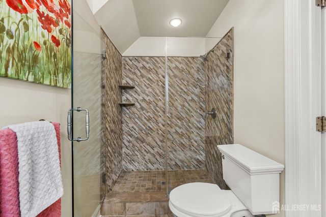 24 Kerr Lane, Old Bridge, NJ 07747