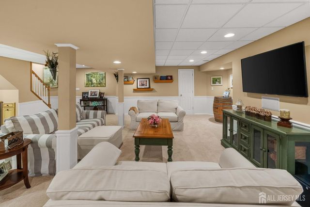 24 Kerr Lane, Old Bridge, NJ 07747