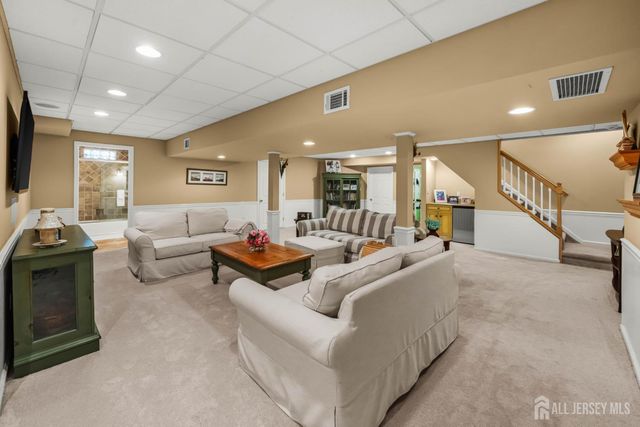 24 Kerr Lane, Old Bridge, NJ 07747