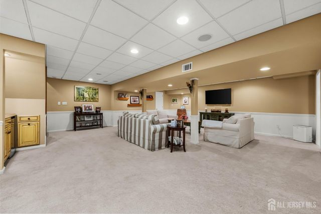 24 Kerr Lane, Old Bridge, NJ 07747