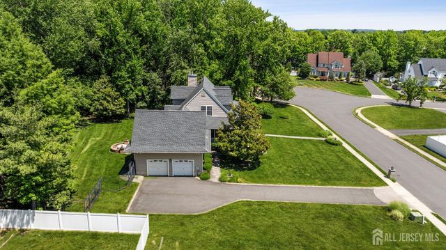 24 Kerr Lane, Old Bridge, NJ 07747