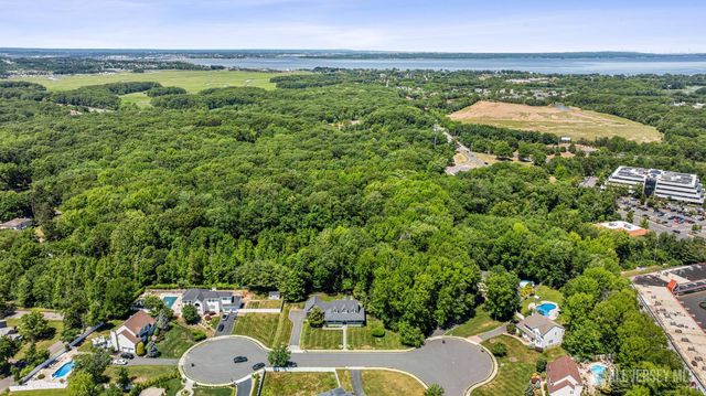 24 Kerr Lane, Old Bridge, NJ 07747