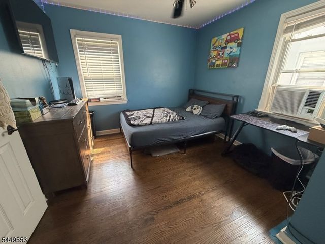 98 Liberty St, Woodbridge Twp., NJ 07095