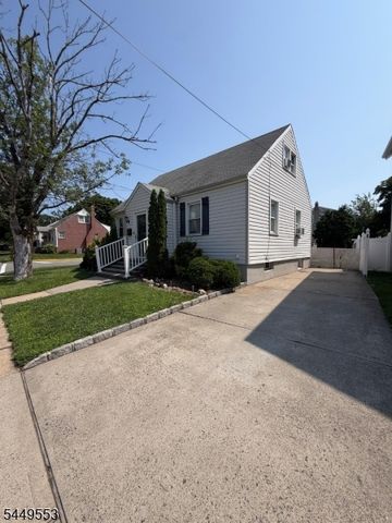 98 Liberty St, Woodbridge Twp., NJ 07095