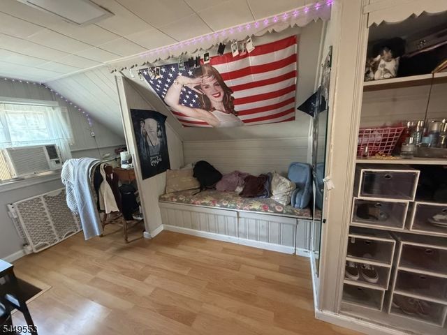 98 Liberty St, Woodbridge Twp., NJ 07095