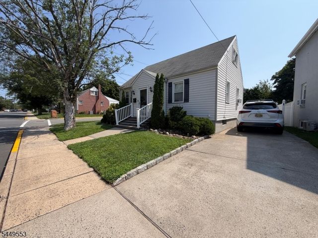 98 Liberty St, Woodbridge Twp., NJ 07095