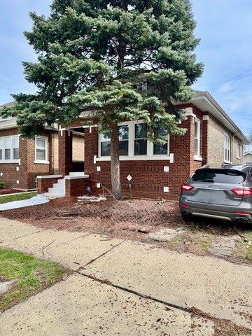 8445 S May Street, Chicago, IL 60620