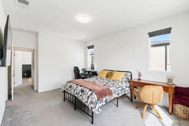 5212 Beachfront Cove St. 34, San Diego, CA 92154