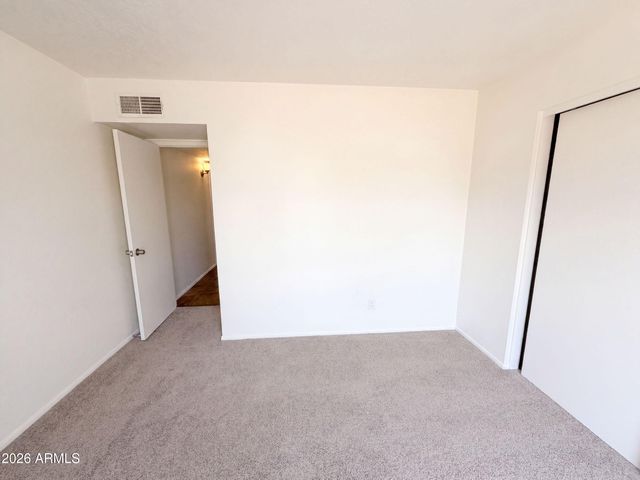 3151 W KINGS Avenue, Phoenix, AZ 85053