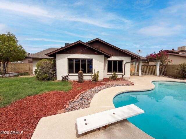 3151 W KINGS Avenue, Phoenix, AZ 85053