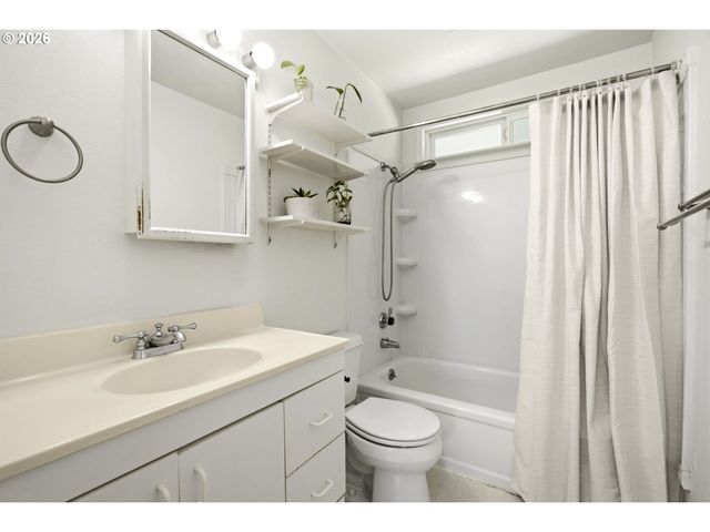 4663 Ne 119TH Ave, Portland, OR 97220
