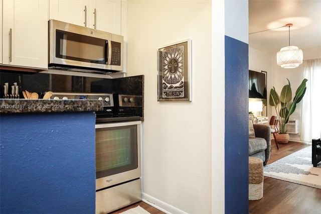 7904 W Dr 812 812, North Bay Village, FL 33141