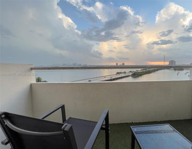 7904 W Dr 812 812, North Bay Village, FL 33141