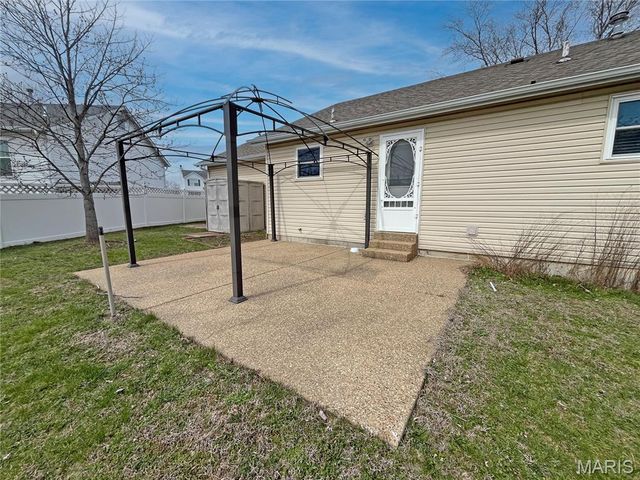 1464 Cochise Drive, O'fallon, MO 63366