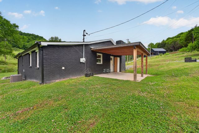 167 Stonewall Hwy, Carthage, TN 37030
