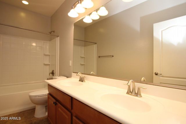 1161 E Furness Drive, Gilbert, AZ 85297