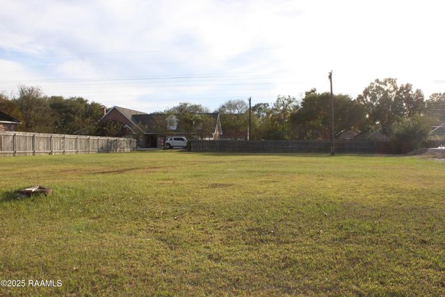 306 E Peck Boulevard, Lafayette, LA 70508