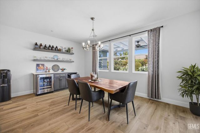 13630 Faringford Lane, Bakersfield, CA 93311