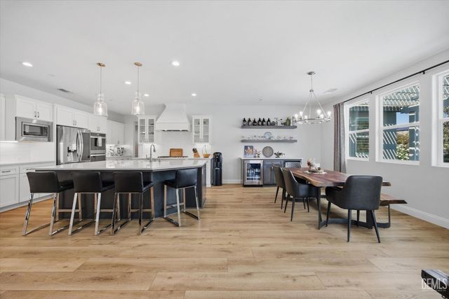 13630 Faringford Lane, Bakersfield, CA 93311