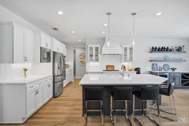 13630 Faringford Lane, Bakersfield, CA 93311