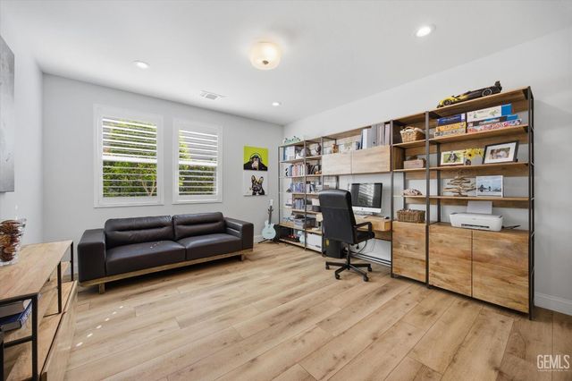 13630 Faringford Lane, Bakersfield, CA 93311