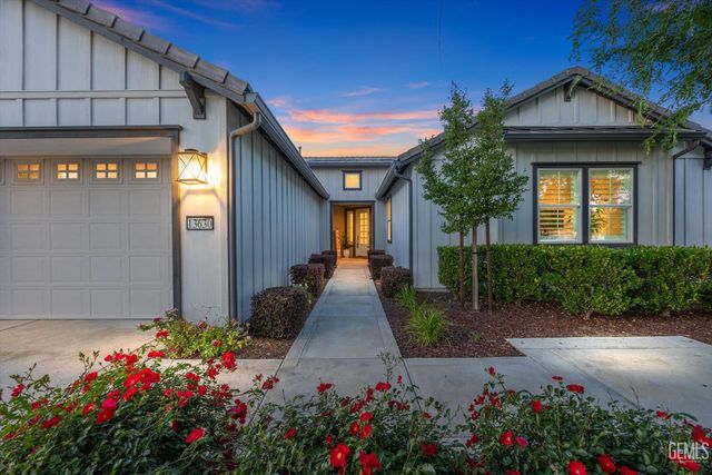 13630 Faringford Lane, Bakersfield, CA 93311