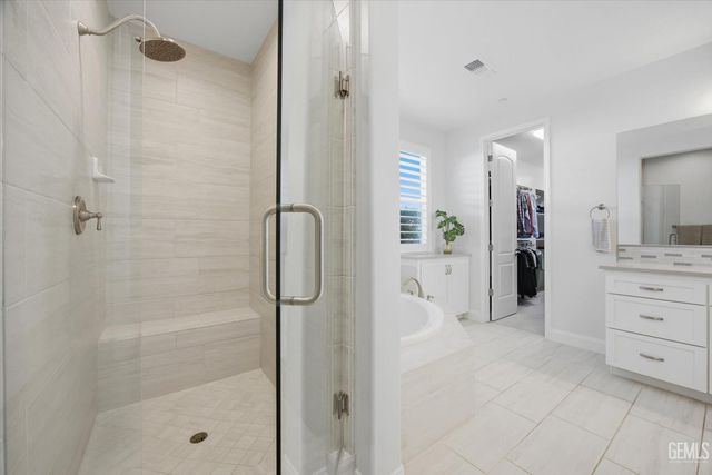 13630 Faringford Lane, Bakersfield, CA 93311