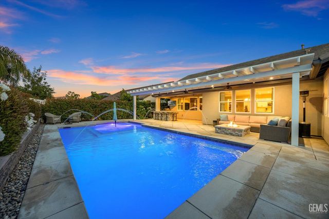 13630 Faringford Lane, Bakersfield, CA 93311